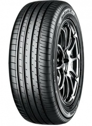   215/70HR16  YOKOHAMA TL BLUEARTH-XT AE61     (NEU)100H